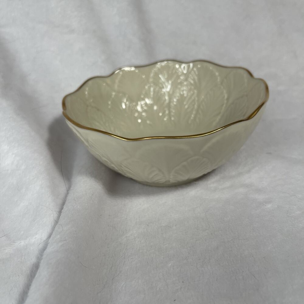 Lenox gold trim bowl 4.5" made in the USA